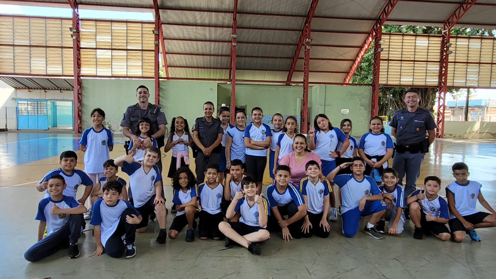 Escola de Cosmópolis promove projeto ‘Os Heróis da Vida Real’